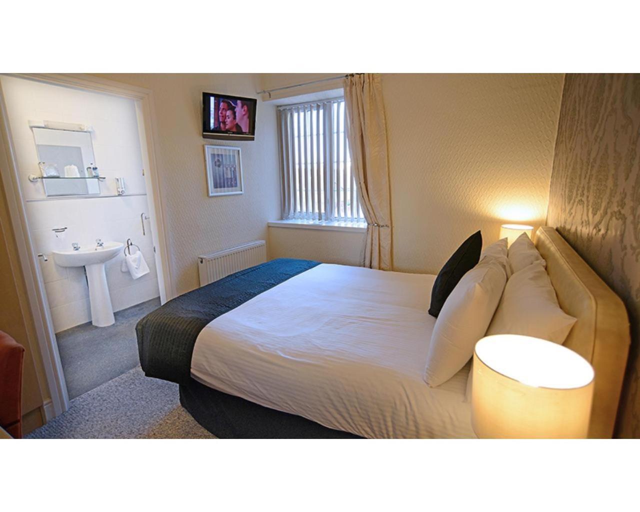 Briardene Hotel Blackpool Room photo